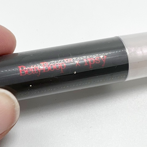 Betty Boop x Ipsy Iridescent Lip Gloss - Picture 3 of 4